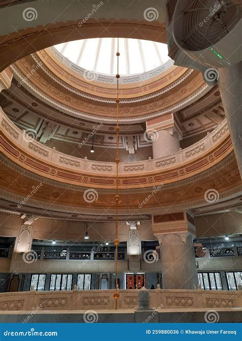 Beautiful Inside View of Safa and Marwa in Masjid Al Haram, Mecca ...