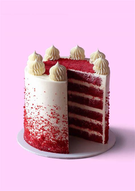 Red Velvet Cake - www.thescranline.com