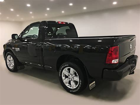 New 2019 Ram 1500 Classic Express Reg Cab 4x4 Regular Cab Pickup in ...