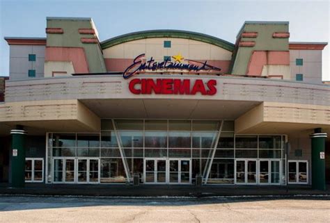 Springfield Plaza, Entertainment Cinemas building now under separate ...