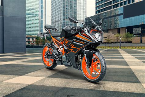 KTM RC 125 STD Price, Images, Mileage, Specs & Features