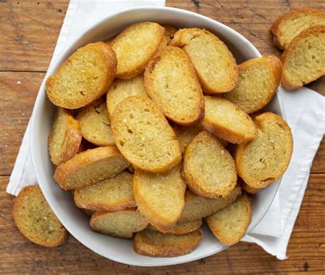 Toasted Baguette {Crostini} - I Am Homesteader