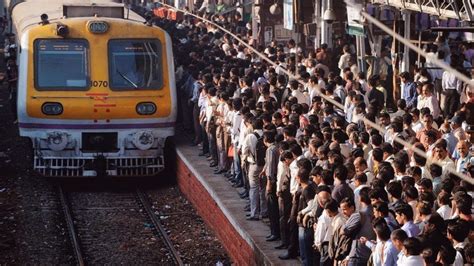 Mumbai Local Banned For General Public: Only These Passengers Will Be ...