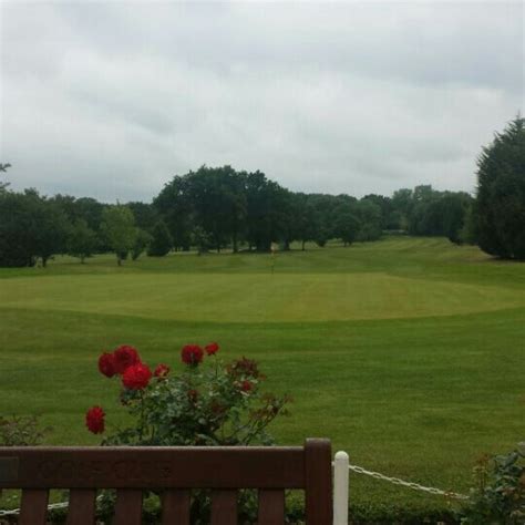 Stanmore Golf Club - Golf Course in Harrow