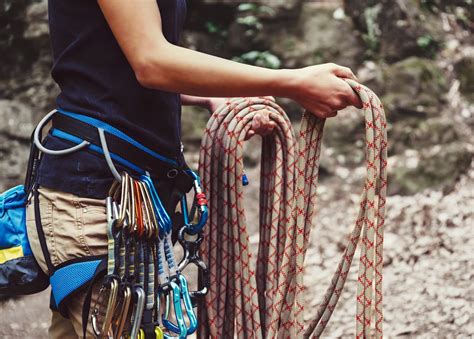 Climbing Ropes: How to Choose the Right One (2024 Guide)