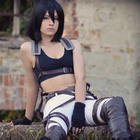 Pin by Peppermint Missy on cosplay in 2020 | Mikasa ackerman cosplay ...