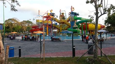 Jerudong Park playground, Waterpark. - YouTube