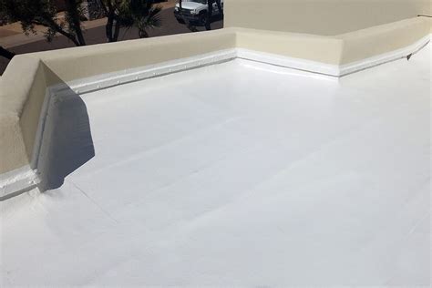 What Is the Best Flat Roof Coating? | American WeatherStar