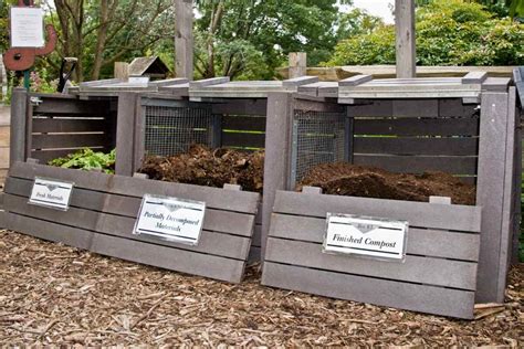 How to Make a DIY Compost Bin: 13 Easy Builds for Beginners