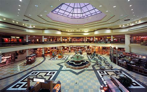 Altamonte Mall Eliminates 1980s Fountain