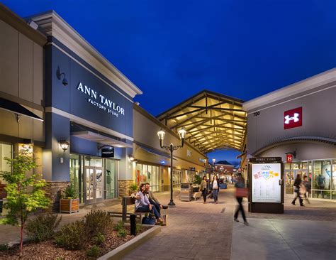 Asheville Outlets - Outlet Mall - Asheville, NC 28806