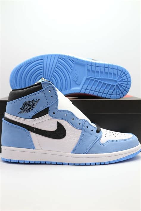 限定SALE新作⇄ NIKE - NIKE AIR JORDAN 1 HIGH OGの通販 by しらたき公爵's shop｜ナイキならラクマ ...