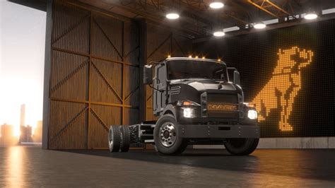 Peterbilt delivers electric collection vehicle to the City of Portland