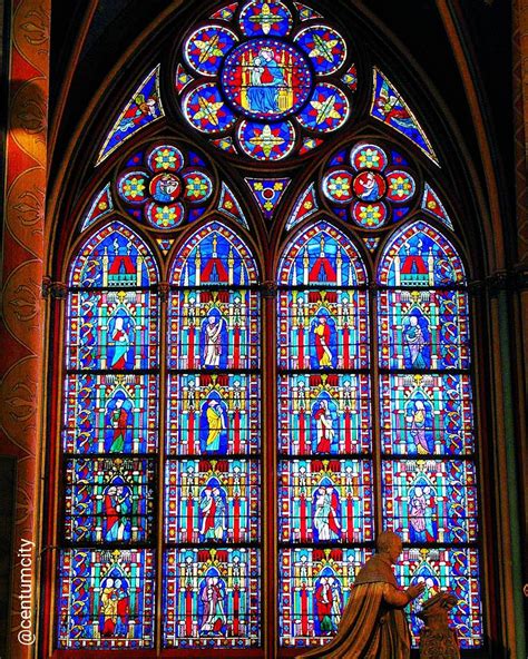 Pin by 원준 손 on 의복디 in 2020 | Stained glass, Stained glass church ...