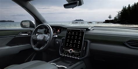 THE ALL-NEW GMC ACADIA | GMC Arabia