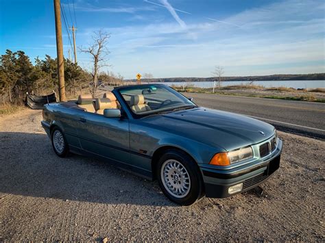 Place Bid - 1995 BMW E36 325i Convertible 5-Speed | PCARMARKET