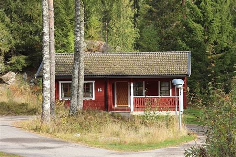 KLOTEN NATURE RESORT - Cottage Reviews, Photos, Rate Comparison ...