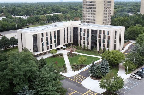 Hofstra University Graduate Residence Hall - EW Howell