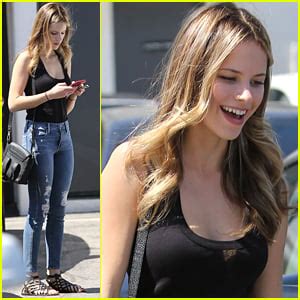 Halston Sage Hits The Salon Before ‘Scouts Guide’ Clips Debut Online ...