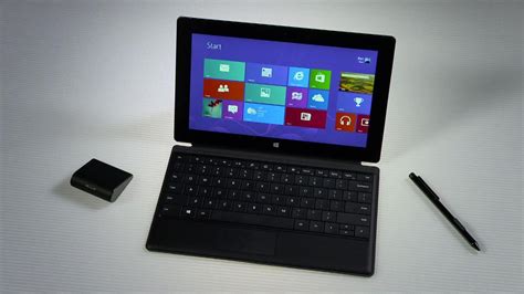 Mossberg Reviews the Surface Windows 8 Pro