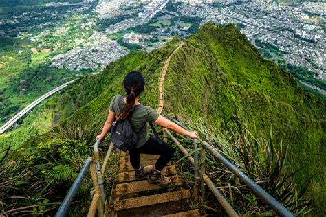 Navigating The Stairway To Heaven: Exploring The Iconic Trail Of Oahu ...