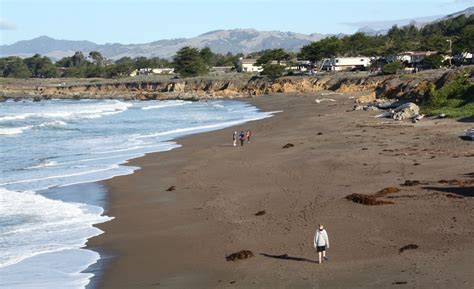 Moonstone Beach, Cambria, CA - California Beaches