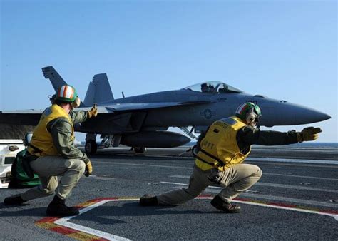 New launch system for aircraft carriers in shipboard testing - UPI.com