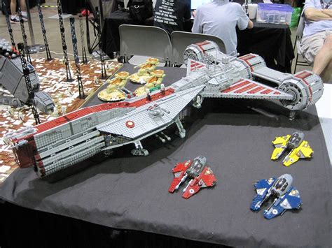 Yoshix's Republic Frigate | Moctagon Jones | Flickr | Lego star wars ...