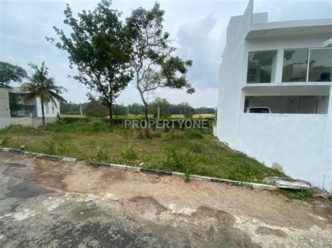 Battaramulla - Land for Sale - PropertyOne