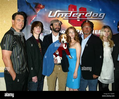 The Cast of Underdog (L-R) Patrick Warburton, Alex Neuberger, Jason Lee ...