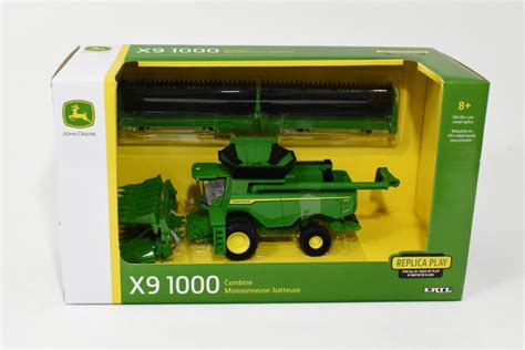 1/64 John Deere X9 1000 Combine - Daltons Farm Toys