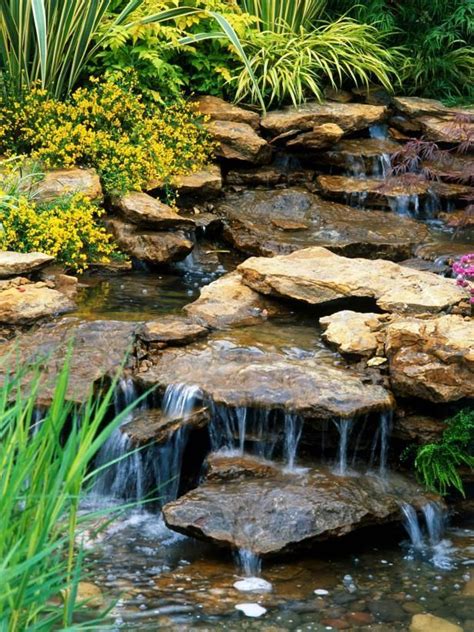 Paysage Caractéristiques de l'eau | Waterfalls backyard, Water features ...