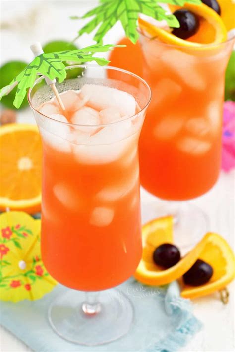 Rum Punch - Easy Tropical Cocktail Recipe That's Sweet and Refreshing!