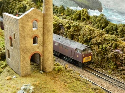 Kernow Model Rail Centre - OO Gauge Scenecraft Derelict Cornish Engine ...