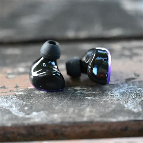 (Chi-fi IEM Review) TANGZU Zetian Wu: Empress of planar drive IEMs ...