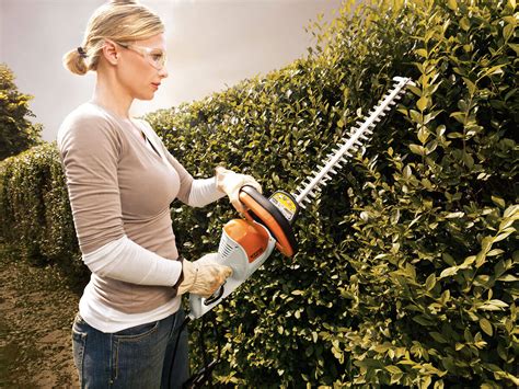 STIHL Hedge Trimmer Buying Guide | STIHL Blog