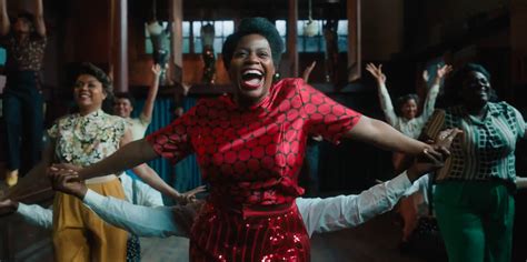 Oprah Winfrey Reveals The Trailer For New Musical Film, 'The Color ...