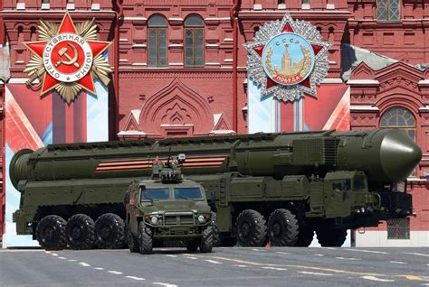 Russia’s New Silo-Based RS-28 Sarmat ICBM Is Only One Year Away | The ...