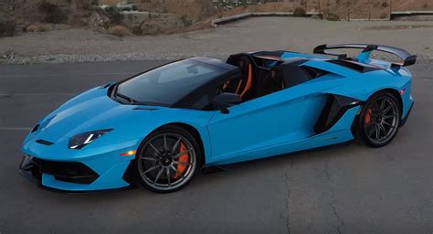 Lamborghini Aventador Svj Roadster Blue