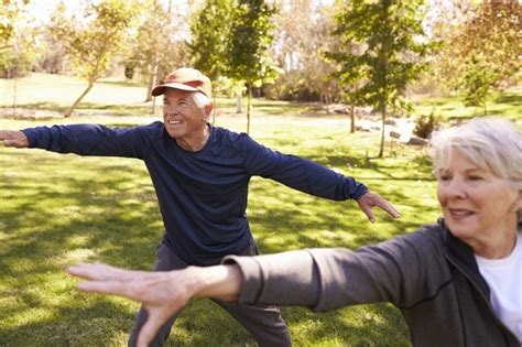 Tai Chi For Seniors: Exercises Benefits and Tips For The Elderly