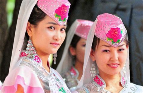 The Hui People in Xinjiang - Youlin Magazine