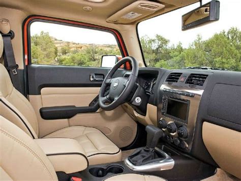 Hummer H3 2018 Interior