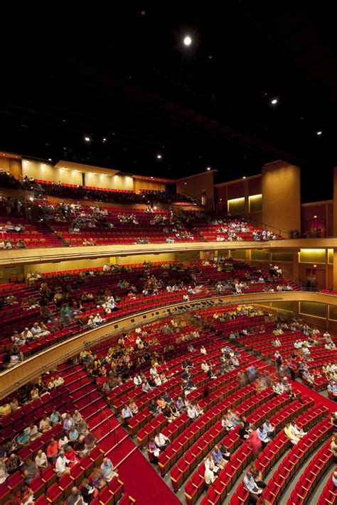 Gallery of The Durham Performing Arts Center / Szostak Design - 10