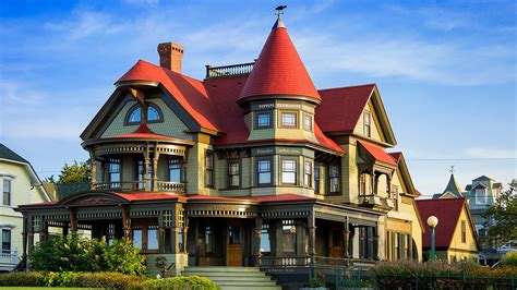 Discover the Beauty of Queen Anne Victorian Architecture