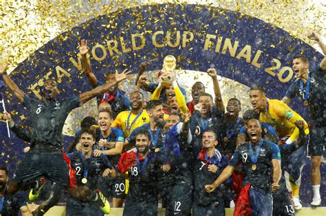 News18 Daybreak | France Wins FIFA World Cup 2018 Trophy, Nikah Halala ...