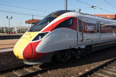 LNER Azuma Train on a Platform Waiting To Depart. Editorial Photo ...