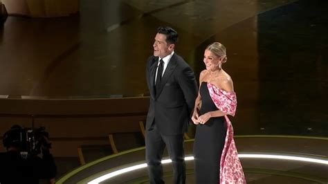 'LIVE with Kelly and Mark' takes over Dolby Theatre in Hollywood for a ...