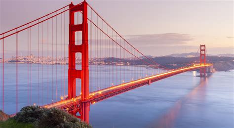 Celebra una era dorada del Golden Gate Bridge | Visit The USA