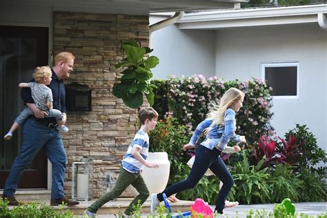 Jim Gaffigan & Family Star In New Chrysler Pacifica Campaign - The ...