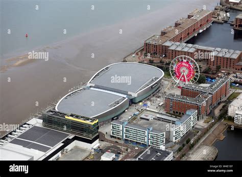 Albert dock liverpool aerial hi-res stock photography and images - Alamy